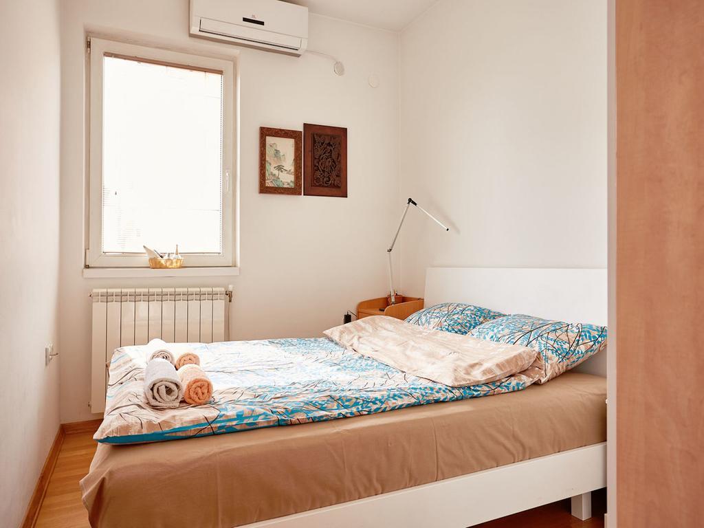Luxury Apartment Near City Center 斯科普里 外观 照片